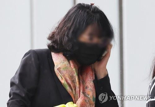 지난해 구속 전 피의자 심문 출석하는 배모 씨[연합뉴스 자료사진]